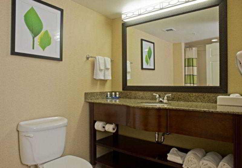 Fairfield Inn & Suites By Marriott Валдоста Екстериор снимка