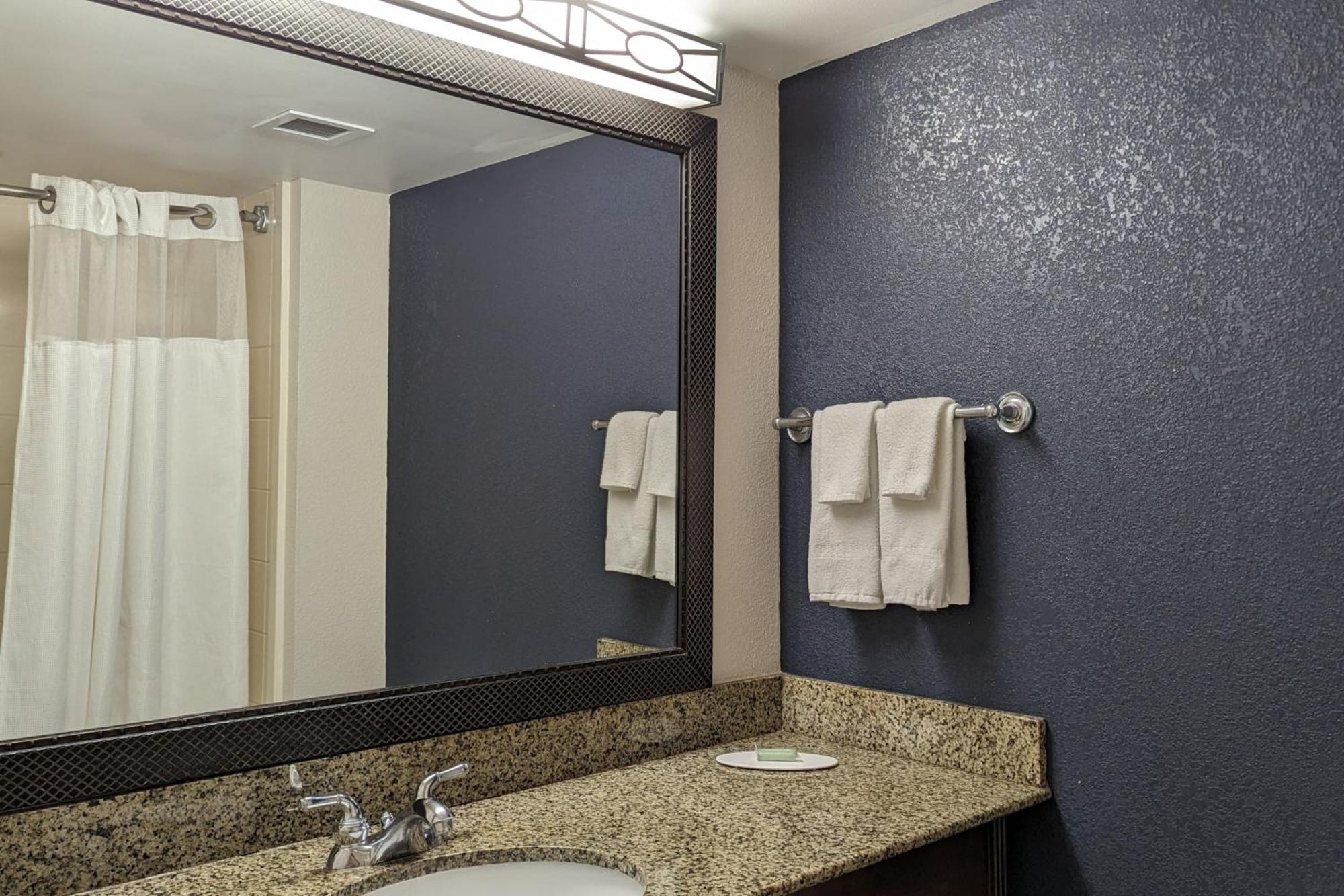 Fairfield Inn & Suites By Marriott Валдоста Екстериор снимка