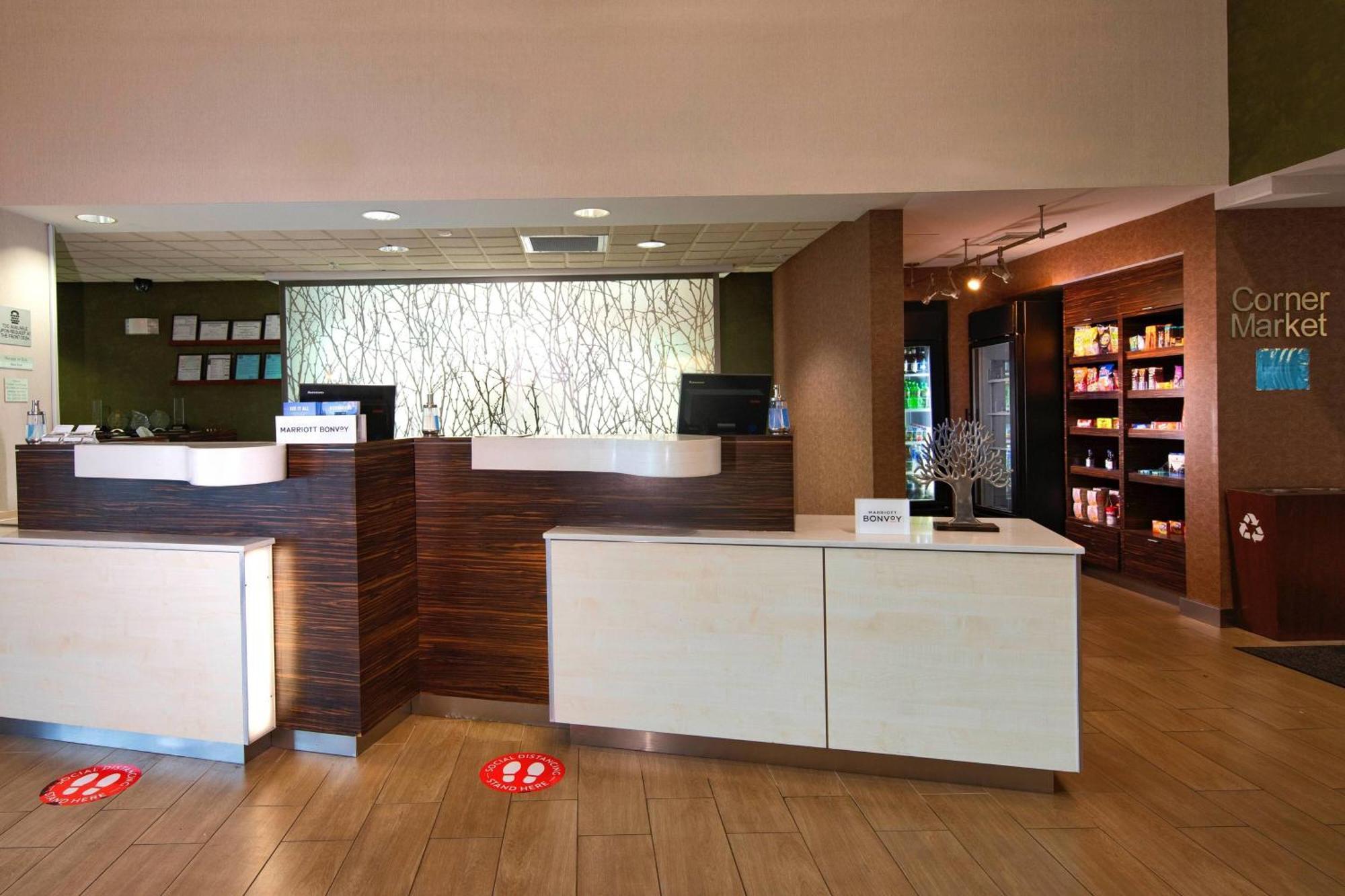 Fairfield Inn & Suites By Marriott Валдоста Екстериор снимка