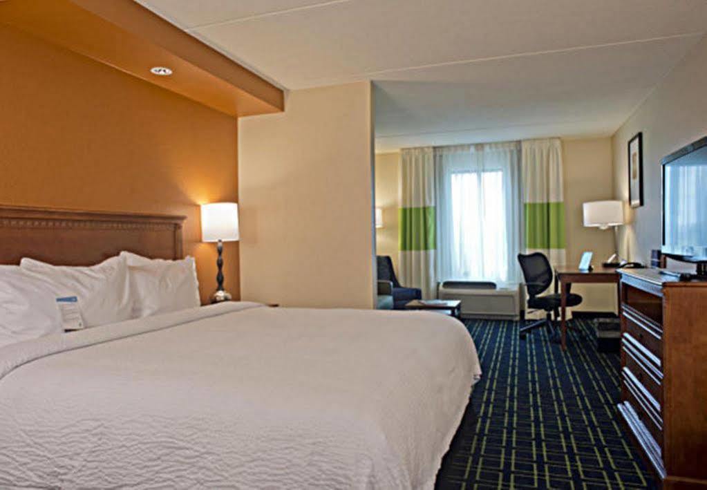 Fairfield Inn & Suites By Marriott Валдоста Екстериор снимка