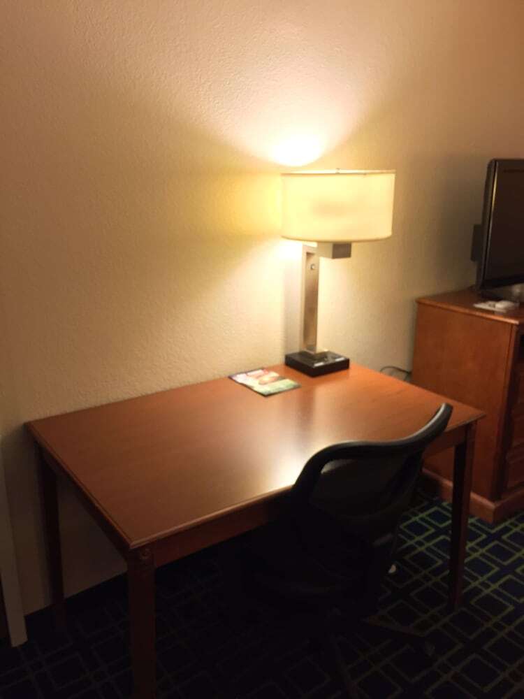 Fairfield Inn & Suites By Marriott Валдоста Екстериор снимка